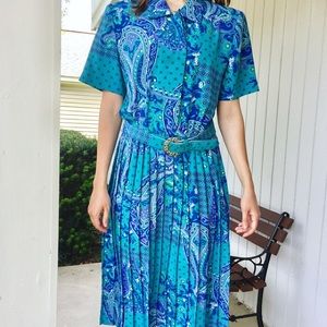 Beautiful 70's Vintage Paisley Maxi